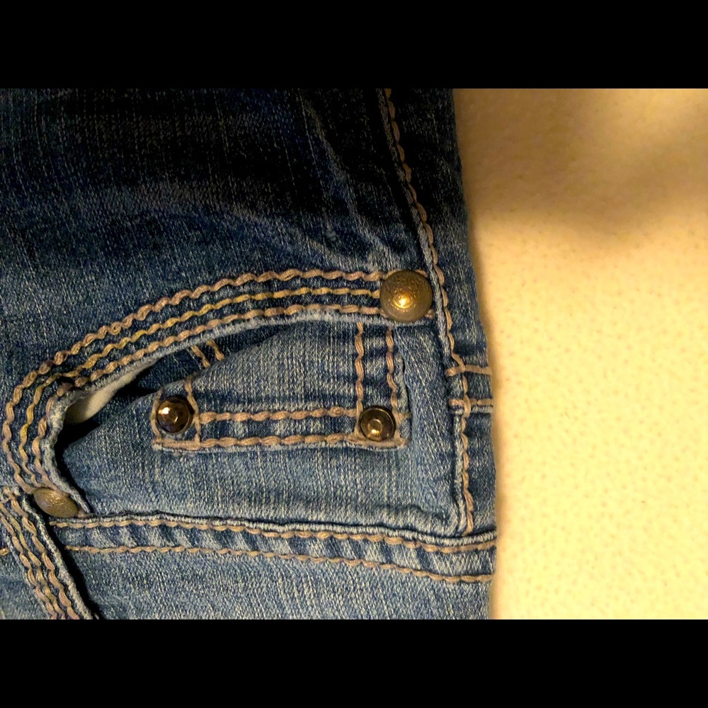Code Bleu size 18W cropped jeans
